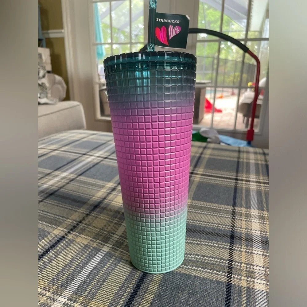 Starbucks 2024 Love Colorful Gradient Grid Cold Cup Tumbler. NWT valentines Day